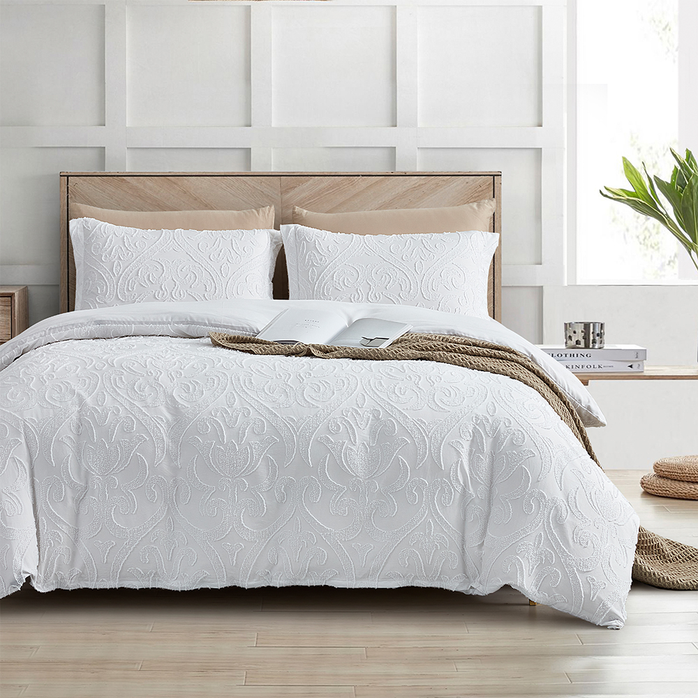 Boho clipped duvet set with pillow shames
